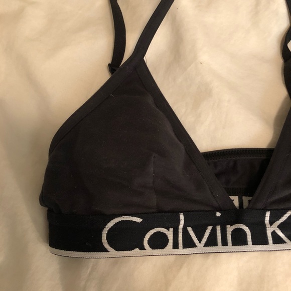 Calvin Klein bralette - Picture 3 of 4